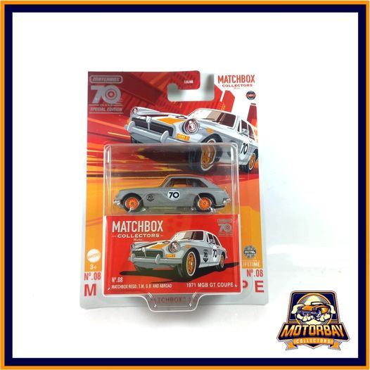 Matchbox 1/64 1971 MGB GT Coupe