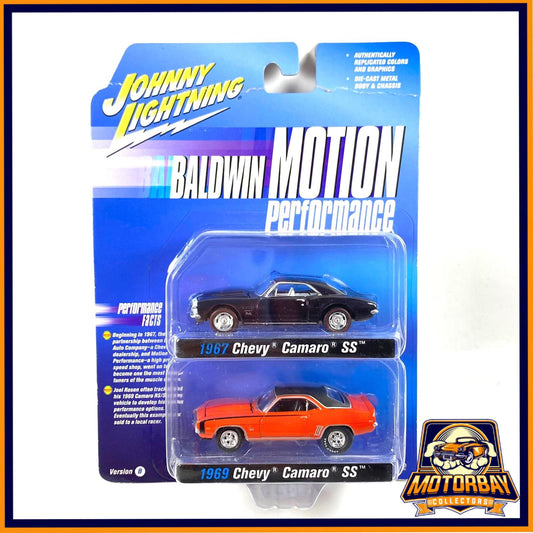 Johnny Lightning 1/64 1967 Chevy Camaro & 1969 Chevy Camaro SS