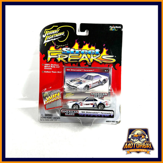 Johnny Lightning 1/64 66 Oldsmobile Toronado