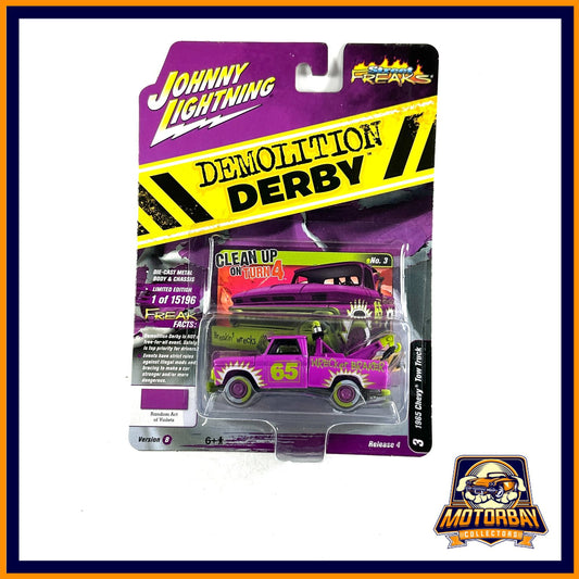 Johnny Lightning 1/641965 Chevy Tow Truck