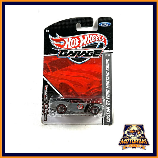 Hot Wheels 1/64 Custom 67 Ford Mustang Coupe
