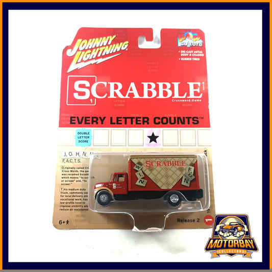 Johnny Lightning 1/64 1999 International Cargo Truck