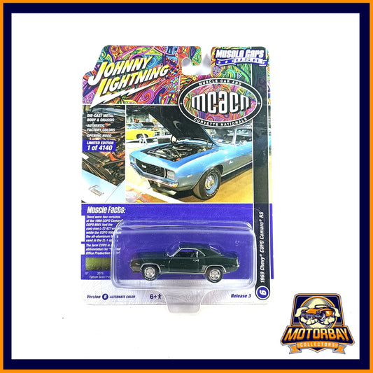 Johnny Lightning 1/64 1969 Chevy COPO Camaro RS