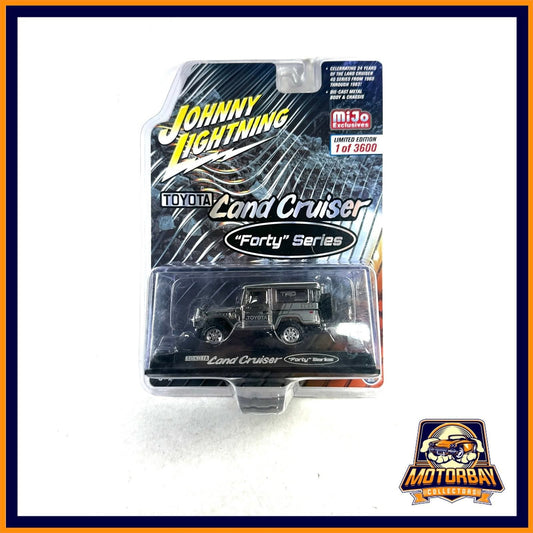 Johnny Lightning 1/64 Toyota Land Cruiser Forty Series