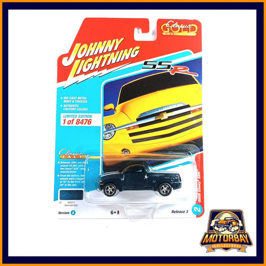 Johnny Lightning 1/64 2005 Chevy SSR Azul Oscuro